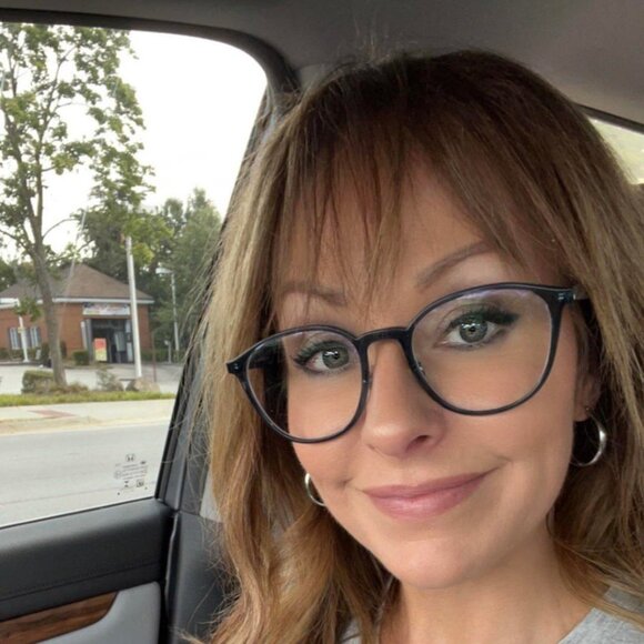 Meet your Posher, Regina - Picture 1 of 1